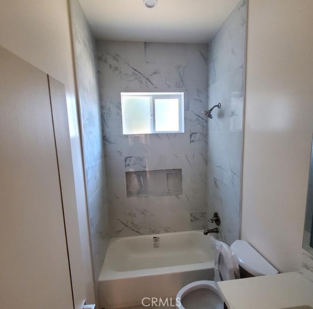 Detail Gallery Image 16 of 35 For 3765 Globe Ave, Los Angeles,  CA 90066 - – Beds | – Baths
