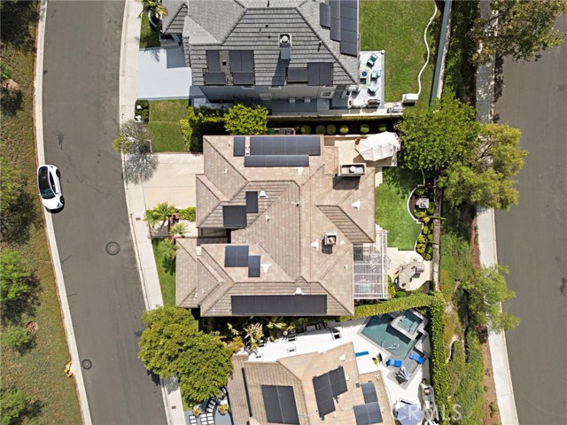 27 Raleigh Court, Coto de Caza CA: https://media.crmls.org/medias/04d34897-2e37-493d-b94e-a24af1a0963f.jpg