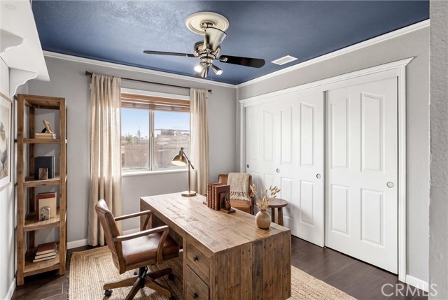 Detail Gallery Image 42 of 67 For 21725 Pinewood, Perris,  CA 92570 - 4 Beds | 3 Baths