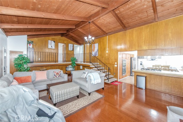 Image 3 of 31 For 1345 Jellick