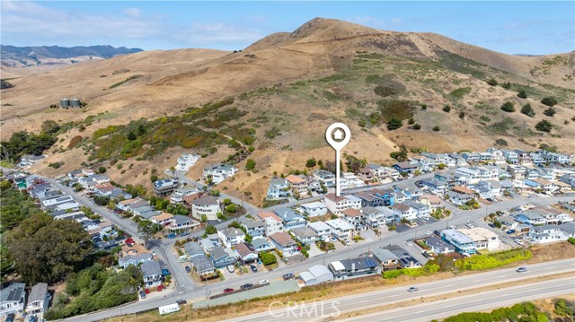 3166 Shearer Avenue, Cayucos CA: https://media.crmls.org/medias/04d3cf73-6e81-4336-9795-6bdbad59a1de.jpg