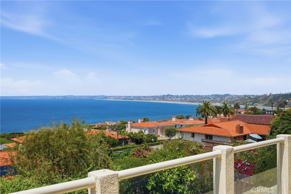 Picture of Palos Verdes Estates, CA 90274