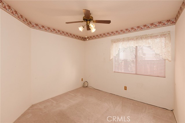 Detail Gallery Image 15 of 34 For 35081 Gemwood Ln, Yucaipa,  CA 92399 - 3 Beds | 2 Baths