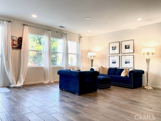 Detail Gallery Image 8 of 45 For 34548 Mistletoe Ln, Murrieta,  CA 92563 - 3 Beds | 3 Baths
