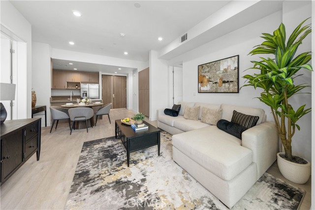 168 S Monterey Street, Alhambra CA: https://media.crmls.org/medias/04d6384c-1ab4-479c-b4d4-569cab896b0e.jpg