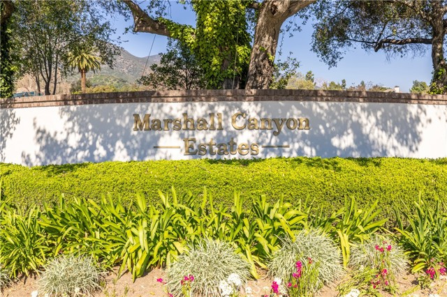 Image 73 of 75 For 2653 Vista Del Sol