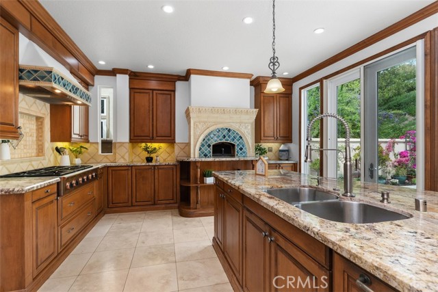 Detail Gallery Image 20 of 66 For 16 Mariposa, Rancho Santa Margarita,  CA 92679 - 5 Beds | 3/1 Baths