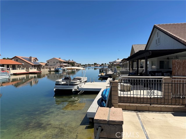 14572 Lighthouse Lane, Helendale CA: https://media.crmls.org/medias/04d67204-b6bf-45e9-9827-2f81611b31b1.jpg