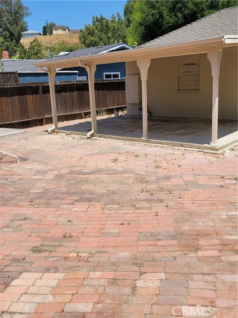 21205 Lopez Street, Woodland Hills CA: https://media.crmls.org/medias/04d6a52c-befe-479e-845e-91d35c19b495.jpg