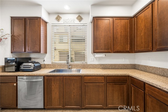 Detail Gallery Image 14 of 39 For 1615 Osprey Ave #2,  Chula Vista,  CA 91913 - 4 Beds | 3/1 Baths