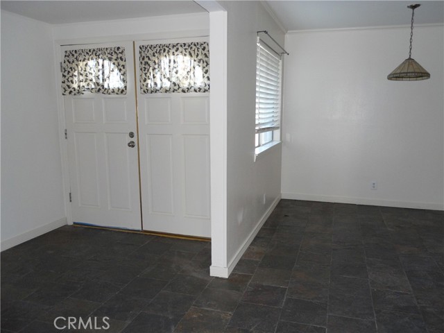 630 N Darwood Avenue, San Dimas CA: https://media.crmls.org/medias/04d70874-973a-42e2-b916-77399514845b.jpg