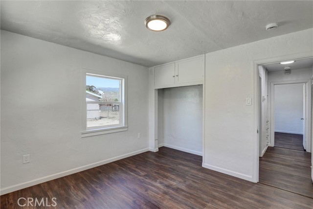 3001 N State Street, San Bernardino CA: https://media.crmls.org/medias/04d77184-df95-4485-bfb0-df40c6f3086d.jpg