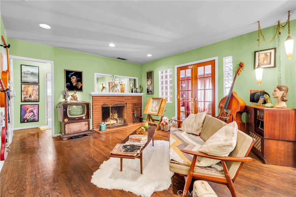 MLS #SR25238536 image #7