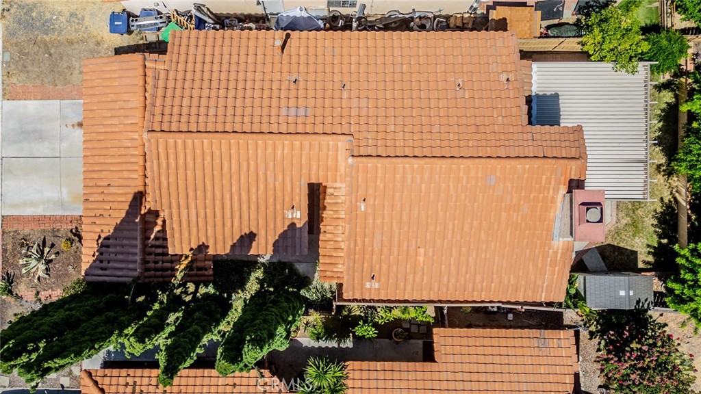 https://media.crmls.org/medias/04d8257e-4117-4504-a525-c5b8be0a9b27.jpg?preset=X-Large