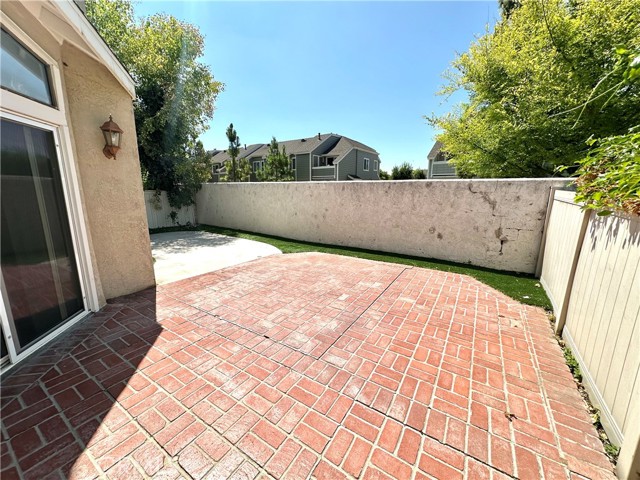 Detail Gallery Image 19 of 21 For 339 Deerfield Ave #20,  Irvine,  CA 92606 - 3 Beds | 2/1 Baths