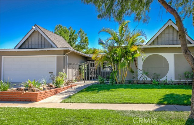 2918 E Greenhedge Ave, Anaheim, CA 92806