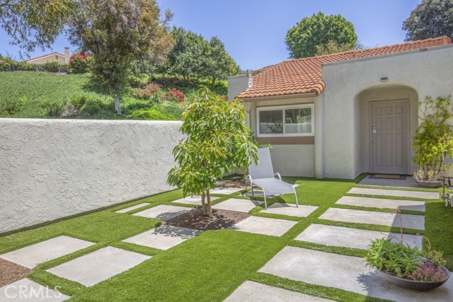 5468 Paseo Del Lago E, Laguna Woods CA: https://media.crmls.org/medias/04db6c35-bce0-4492-b42a-79847a785e2a.jpg