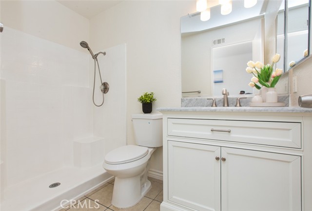 Detail Gallery Image 24 of 31 For 3790 Nuttree, Riverside,  CA 92501 - 3 Beds | 2 Baths