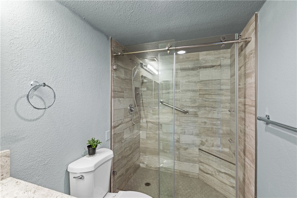 MLS #OC25156673 image #26