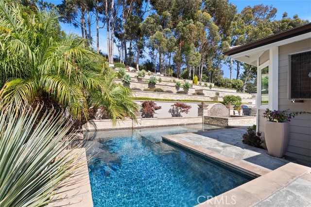 Detail Gallery Image 2 of 50 For 22911 via Orvieto, Dana Point,  CA 92629 - 4 Beds | 3/1 Baths
