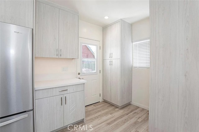 Detail Gallery Image 12 of 56 For 1606 Bel Aire Dr, Glendale,  CA 91201 - 2 Beds | 1 Baths