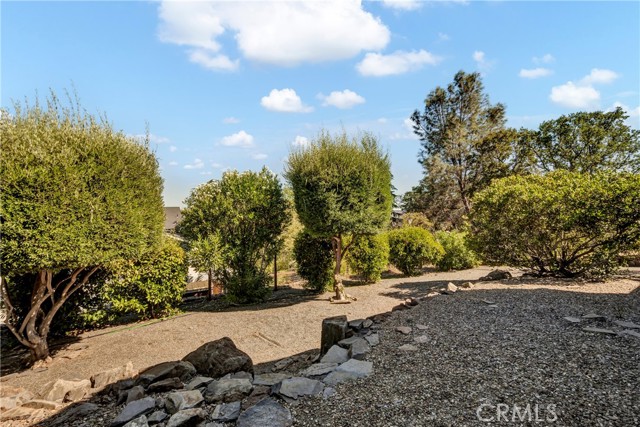 Detail Gallery Image 27 of 31 For 17120 Knollview Dr, Hidden Valley Lake,  CA 95467 - 3 Beds | 2 Baths