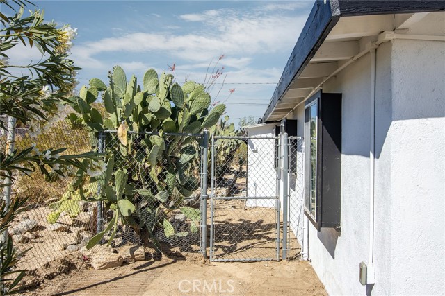 Detail Gallery Image 5 of 38 For 7362 Sahara Ave, Twentynine Palms,  CA 92277 - 1 Beds | 1 Baths