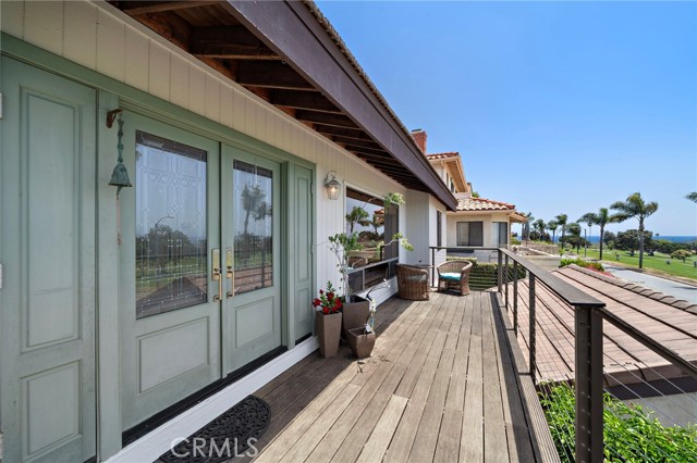 318 Avenida Santa Margarita, San Clemente CA: https://media.crmls.org/medias/04df13bb-eaae-4e37-9749-5ceea4089277.jpg