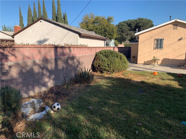 Detail Gallery Image 39 of 56 For 1527 S Bentley Ave, Compton,  CA 90220 - 3 Beds | 2/1 Baths