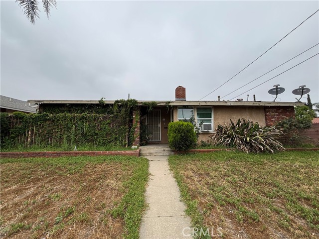 Detail Gallery Image 1 of 6 For 13101 Osborne St, Pacoima,  CA 91331 - 3 Beds | 2 Baths