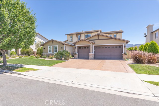 Detail Gallery Image 3 of 48 For 11645 Wiggins Ct, Yucaipa,  CA 92399 - 4 Beds | 3/1 Baths