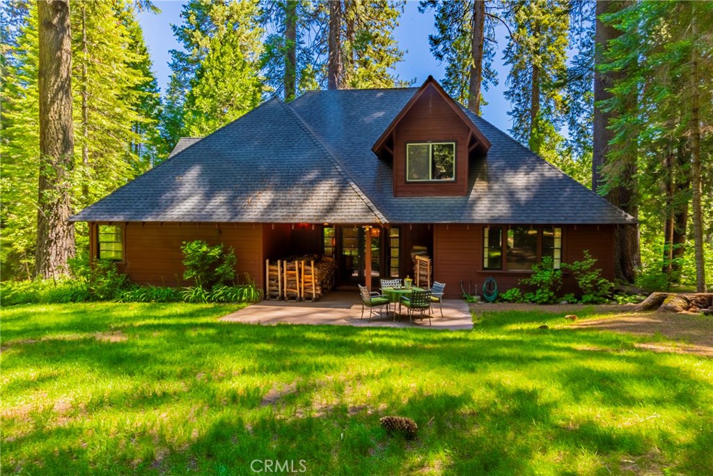 https://media.crmls.org/medias/04e0b3fc-7e8e-47d7-9f8e-a8c9ea806c8f.jpg?preset=X-Large