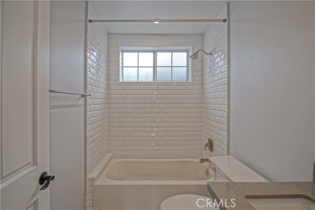 Detail Gallery Image 25 of 27 For 456 Ocean View Ave, Hermosa Beach,  CA 90254 - – Beds | – Baths