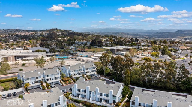 24612 Harbor View Drive, Dana Point CA: https://media.crmls.org/medias/04e10f4a-f86a-444a-8c90-a90261ad50b8.jpg