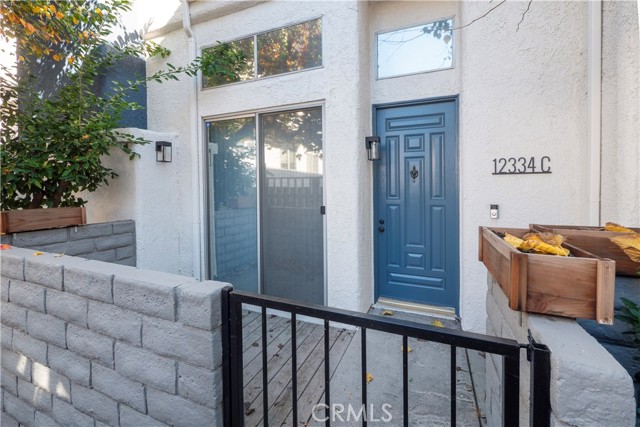 Detail Gallery Image 7 of 39 For 12334 Chandler #C,  Valley Village,  CA 91607 - 2 Beds | 2 Baths