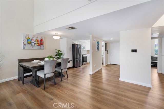Detail Gallery Image 4 of 29 For 12812 Timber Rd #22,  Garden Grove,  CA 92840 - 3 Beds | 2 Baths