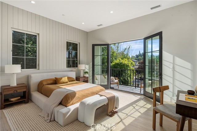 Detail Gallery Image 38 of 56 For 20511 Wells Dr, Woodland Hills,  CA 91364 - 6 Beds | 6/1 Baths