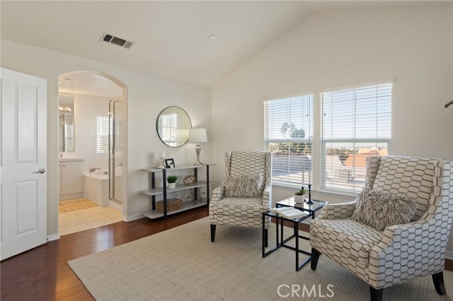 Sitting room en Suite. Original plan this was the Owners bedroom.