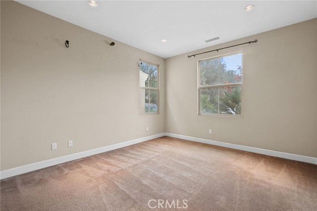 22 Statuary, Irvine CA: https://media.crmls.org/medias/04e398e3-25a5-4452-9e2f-090f630f0954.jpg