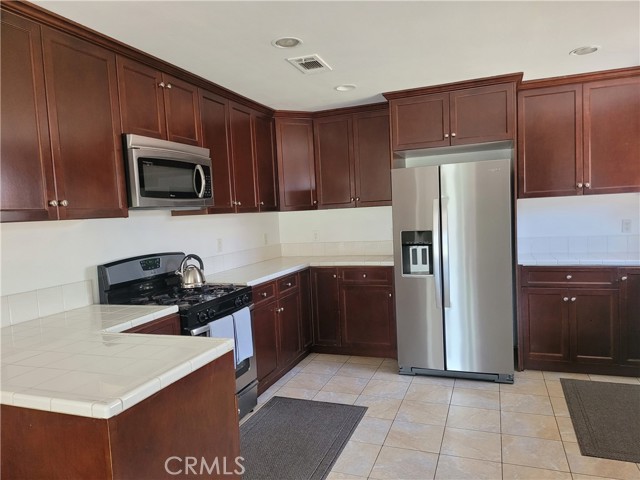Detail Gallery Image 8 of 10 For 13920 Placid Dr, Whittier,  CA 90604 - 2 Beds | 2 Baths
