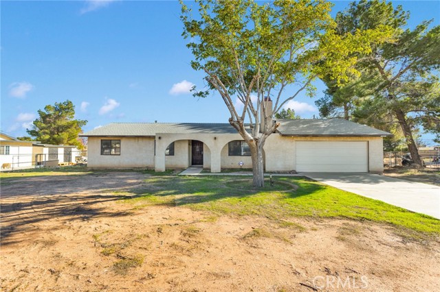 15457 Washoan, Apple Valley CA: https://media.crmls.org/medias/04e3b8de-62a6-45bb-9dd7-f5d2a54f281f.jpg