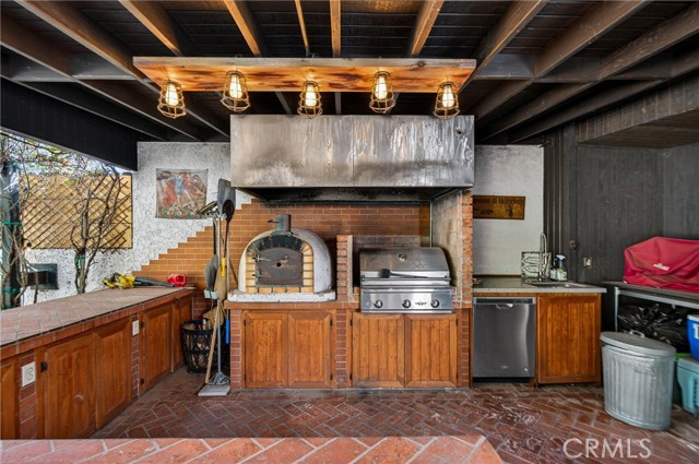 Detail Gallery Image 53 of 75 For 5526 Fulton, Sherman Oaks,  CA 91401 - 3 Beds | 3 Baths