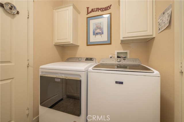 337 Pine Lane, Big Bear City CA: https://media.crmls.org/medias/04e41d7b-f041-4256-8583-75023693c74f.jpg