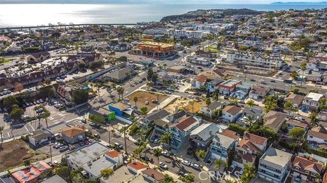 Detail Gallery Image 7 of 13 For 34051 Silver Lantern St, Dana Point,  CA 92629 - 5 Beds | 4 Baths