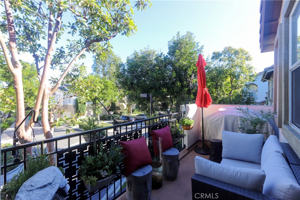 MLS #OC25272048 image #8