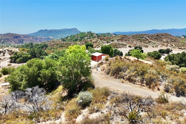 53292 Smith Road, Bradley CA: https://media.crmls.org/medias/04e5605a-4e4d-4afd-918b-77677a98803b.jpg