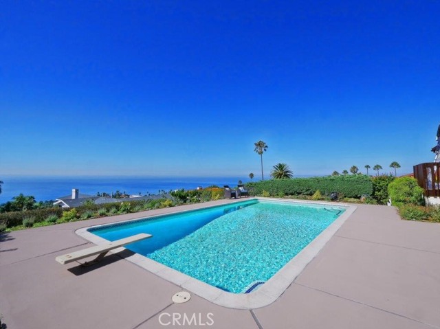 6452 Chartres Drive, Rancho Palos Verdes, California 90275, 4 Bedrooms Bedrooms, ,2 BathroomsBathrooms,Residential,Sold,Chartres,PV21219255