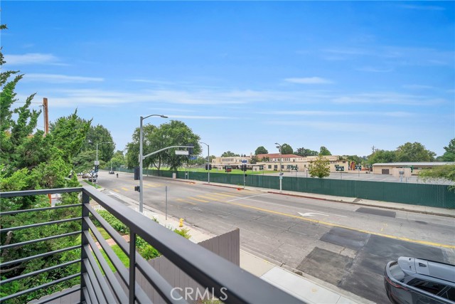 Detail Gallery Image 35 of 67 For 4453 Colfax Ave, Studio City,  CA 91602 - – Beds | – Baths