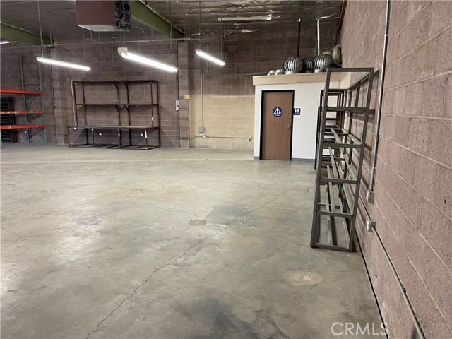 550 Victor Avenue, Barstow, California 92311, ,Commercial Lease,For Rent,550 Victor Avenue,CRHD24047098