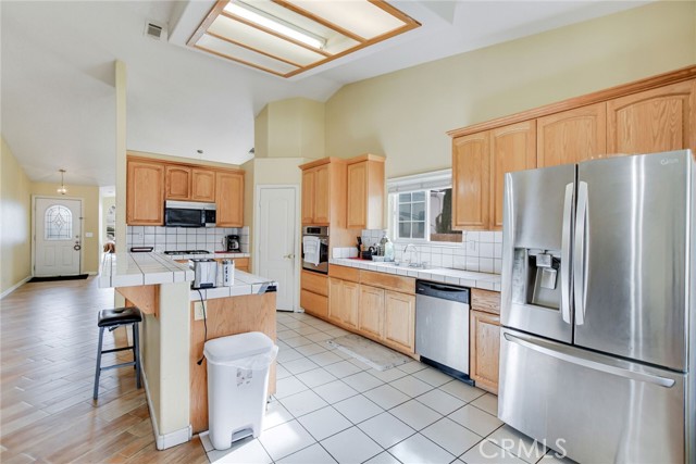 Detail Gallery Image 15 of 50 For 12794 Rain Shadow, Victorville,  CA 92395 - 3 Beds | 2 Baths